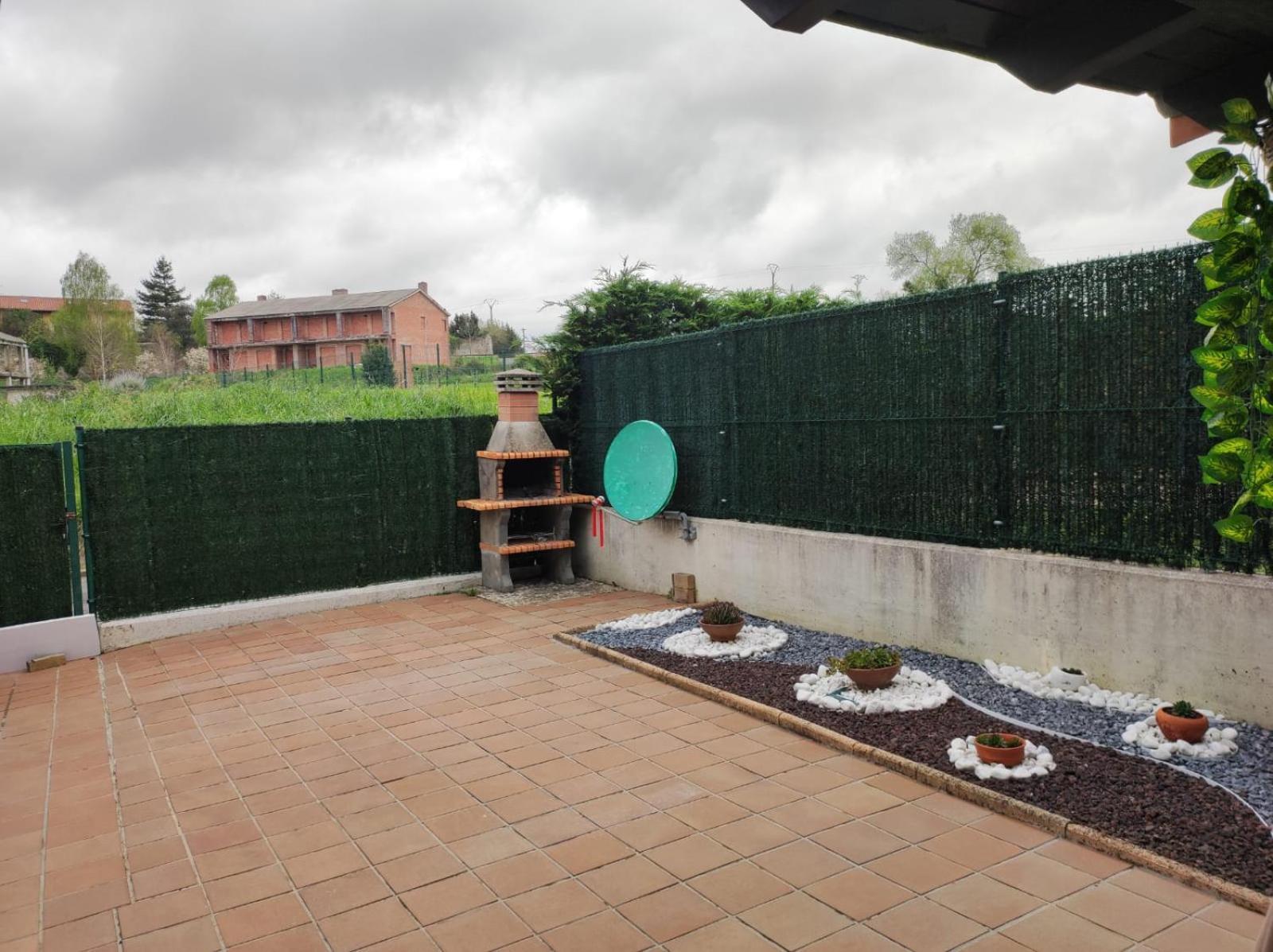 Chalet Bajo Con Jardin, Patio, Cenador Y Barbacoa. Viveda Екстер'єр фото